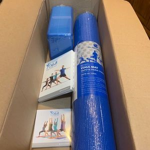 3 week Yoga Retreat, Beach Body yoga mat & block